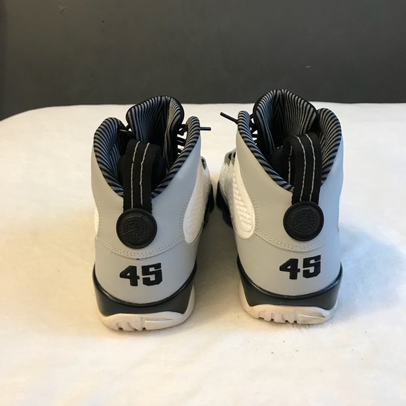 retro 9 barons